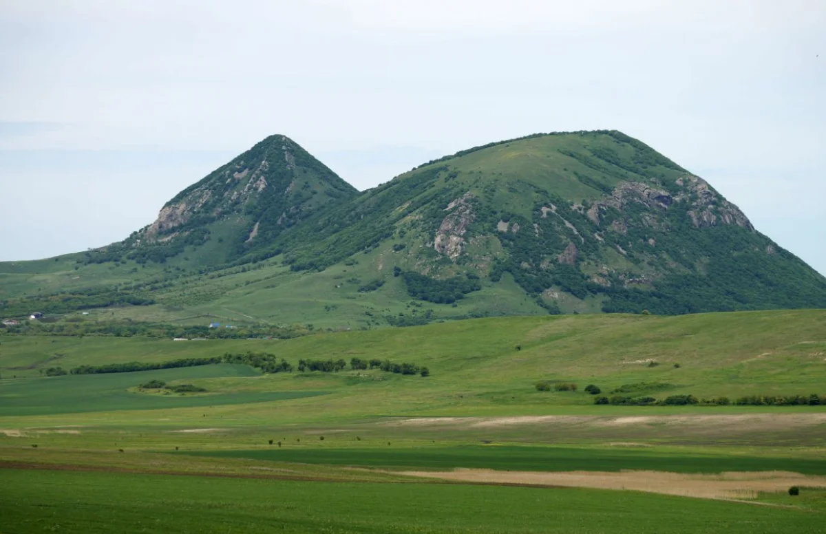 Заказать экскурсию на гору Верблюд